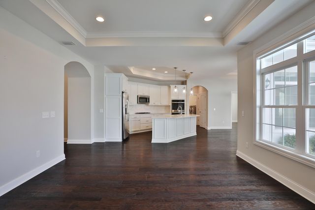 6947 Hollyhock Drive, New Albany, OH 43054