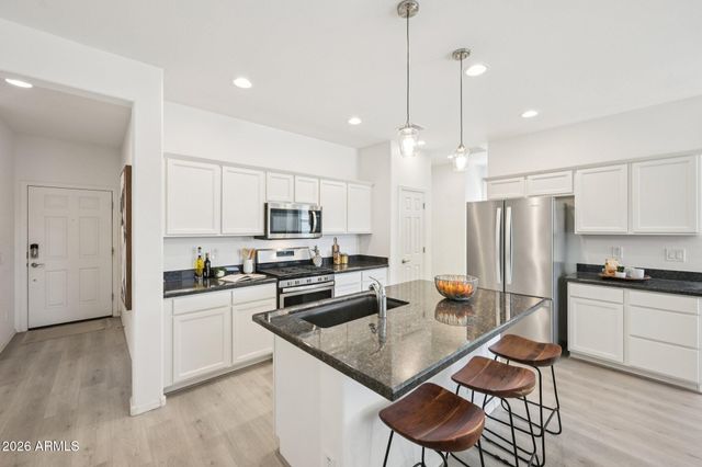 18171 W GLENHAVEN Drive, Goodyear, AZ 85338