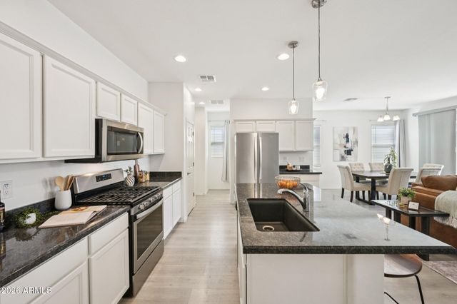 18171 W GLENHAVEN Drive, Goodyear, AZ 85338