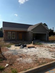 421 Utah Street, Athens, AL 35611