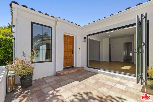 11151 Hortense Street, North Hollywood, CA 91602