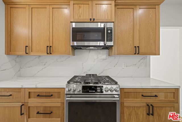 11151 Hortense Street, North Hollywood, CA 91602