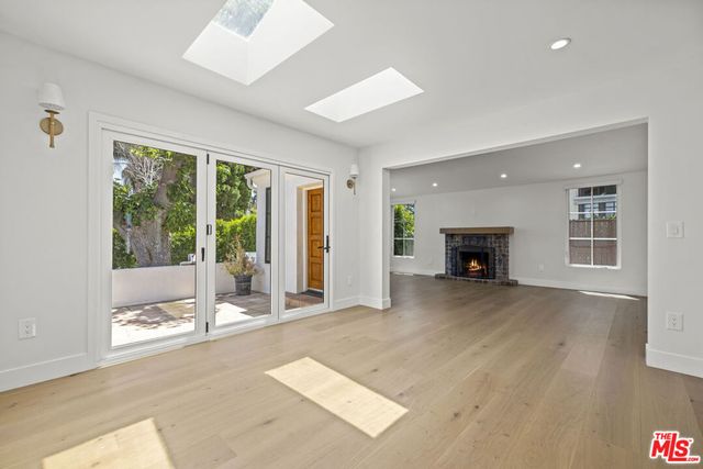 11151 Hortense Street, North Hollywood, CA 91602