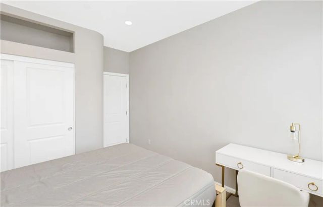 231 Rodeo, Irvine, CA 92602