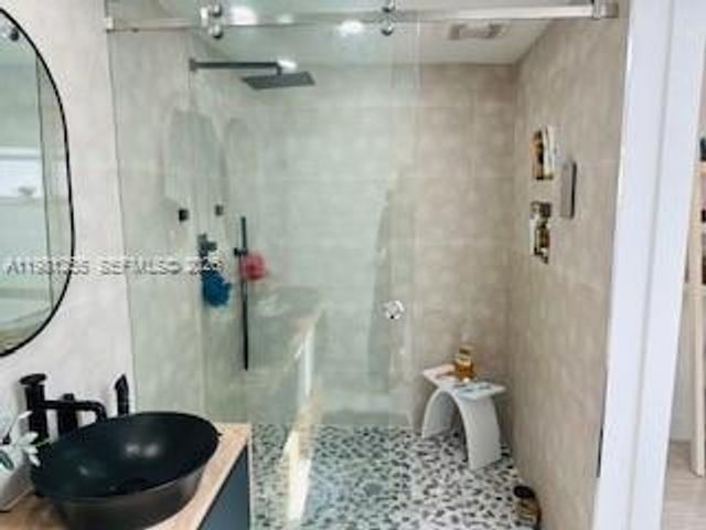 1940 NE 186th Dr, North Miami Beach, FL 33179