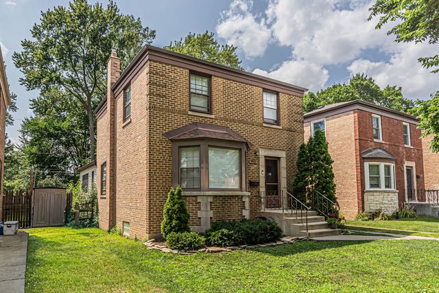 9932 S Maplewood Avenue, Chicago, IL 60655