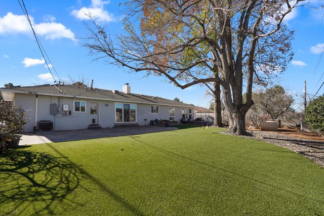 7513 Gladden Avenue NE, Albuquerque, NM 87110