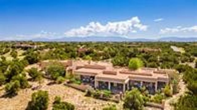 5 Summer Storm Circle, Santa Fe, NM 87506
