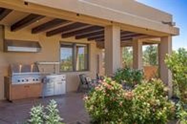 5 Summer Storm Circle, Santa Fe, NM 87506