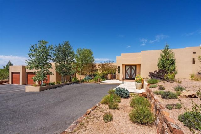 5 Summer Storm Circle, Santa Fe, NM 87506