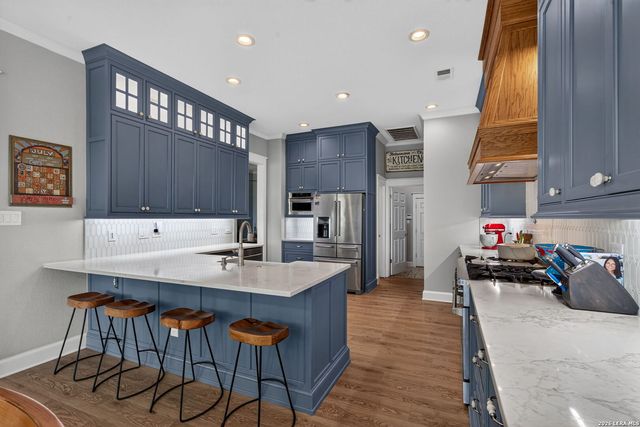 29607 FAIRWAY BLUFF DR, Boerne, TX 78015