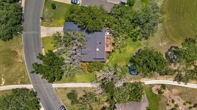 29607 FAIRWAY BLUFF DR, Boerne, TX 78015