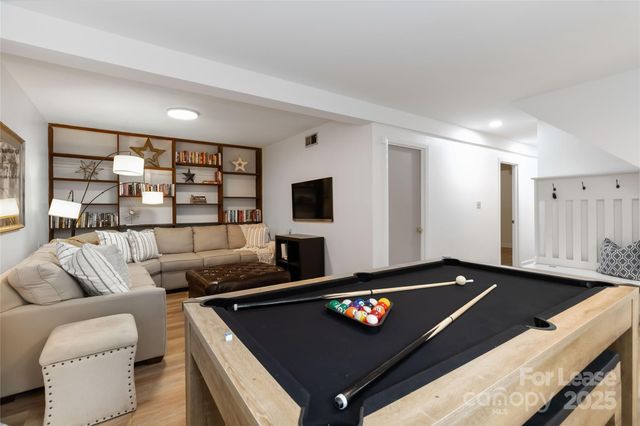 405 Hillcrest Drive, Huntersville, NC 28078