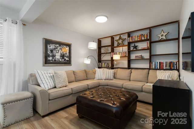 405 Hillcrest Drive, Huntersville, NC 28078