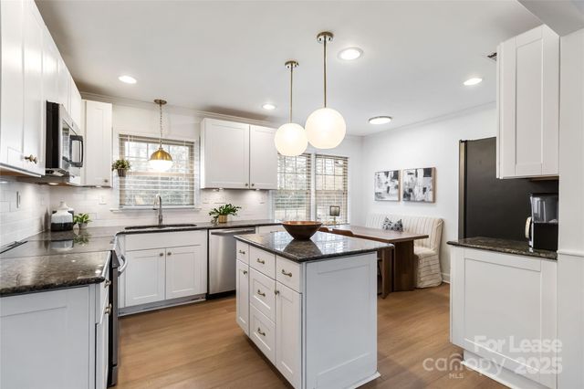 405 Hillcrest Drive, Huntersville, NC 28078