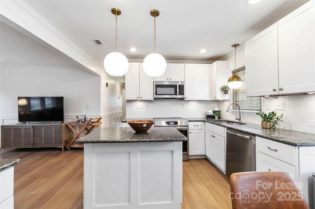 405 Hillcrest Drive, Huntersville, NC 28078