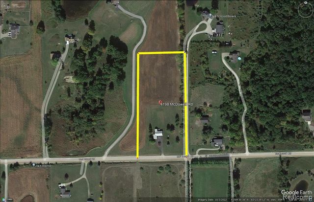 4198 Mcdowell Road, Lapeer, MI 48446