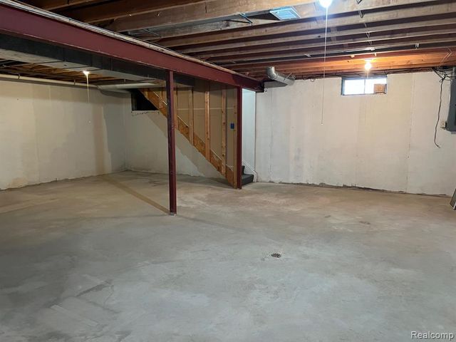 4198 Mcdowell Road, Lapeer, MI 48446