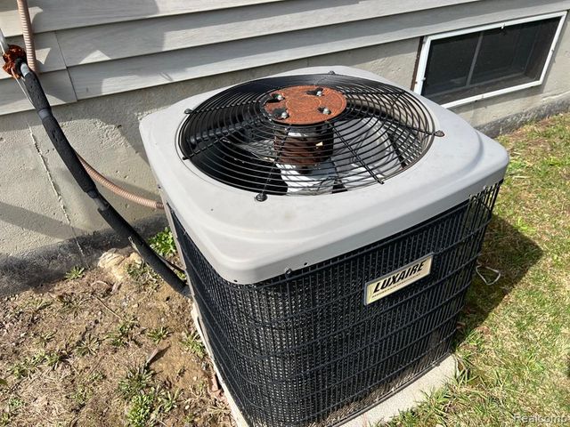 4198 Mcdowell Road, Lapeer, MI 48446