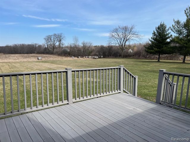 4198 Mcdowell Road, Lapeer, MI 48446