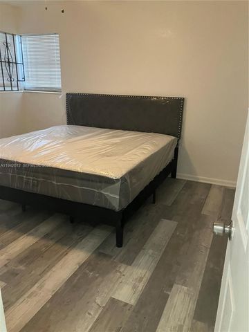 19551 NW 7th Ave, Miami Gardens, FL 33169