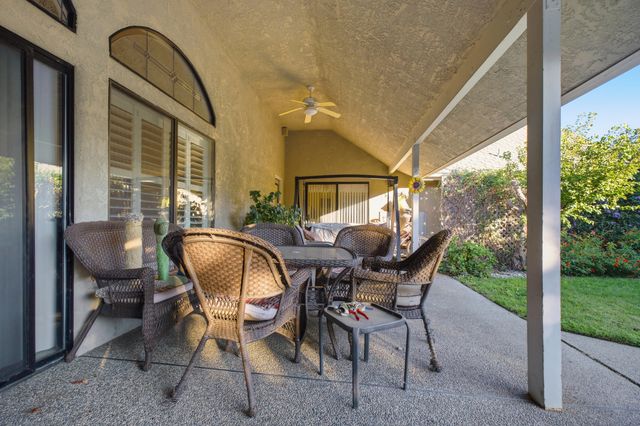 1123 E Cole Avenue, Fresno, CA 93720