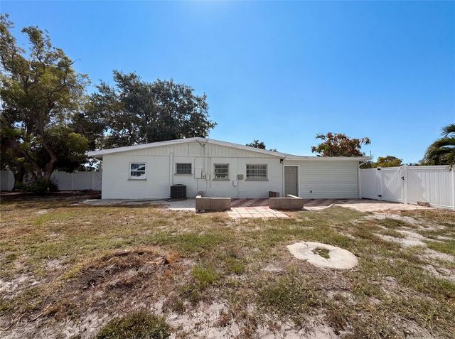 5306 3RD STREET W, Bradenton, FL 34207
