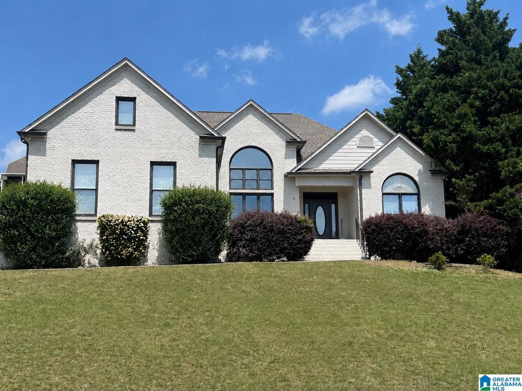 8516 HIGHLANDS TRACE, Trussville, AL 35173