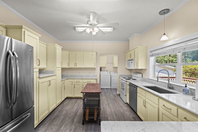 4429 Manitook Dr., Little River, SC 29566