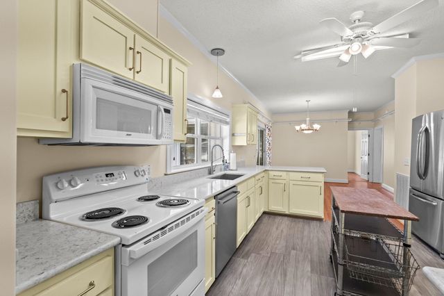 4429 Manitook Dr., Little River, SC 29566