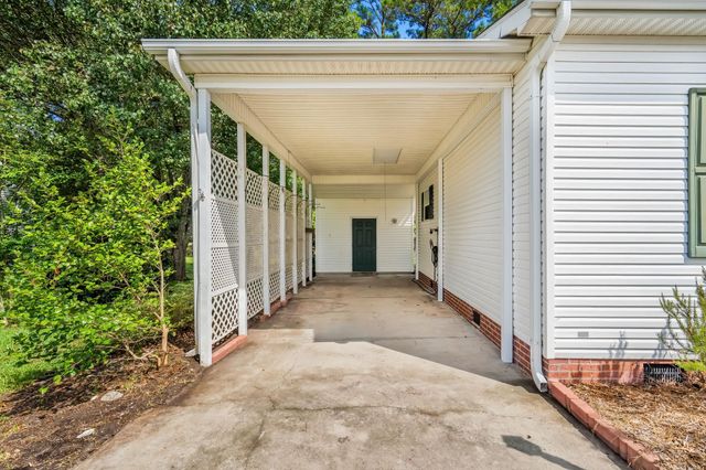 4429 Manitook Dr., Little River, SC 29566