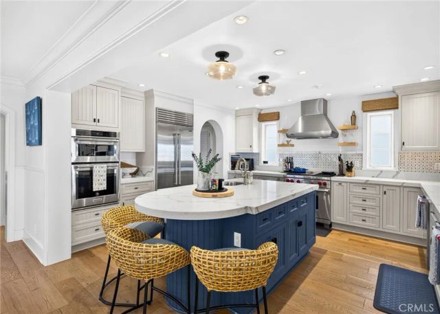 1228 W Oceanfront, Newport Beach, CA 92661