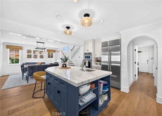 1228 W Oceanfront, Newport Beach, CA 92661
