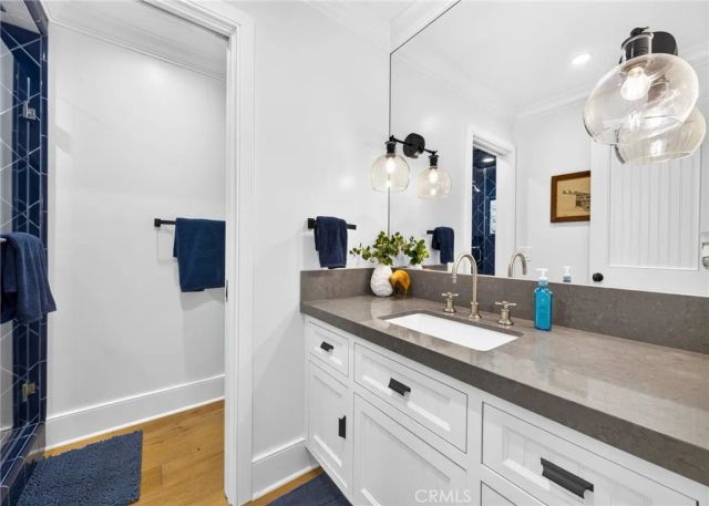 1228 W Oceanfront, Newport Beach, CA 92661