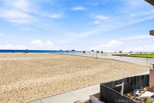 1228 W Oceanfront, Newport Beach, CA 92661