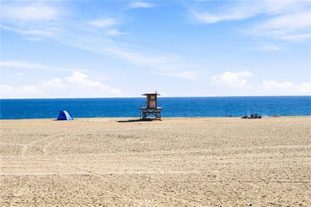 1228 W Oceanfront, Newport Beach, CA 92661