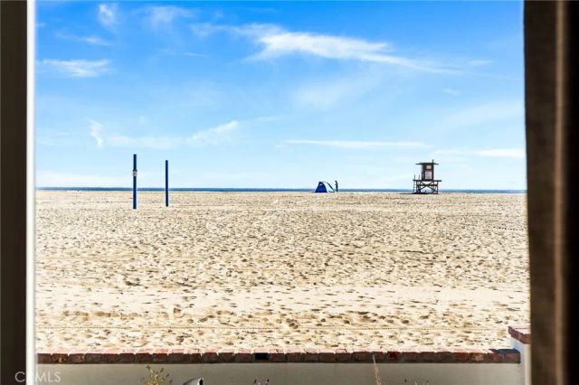 1228 W Oceanfront, Newport Beach, CA 92661