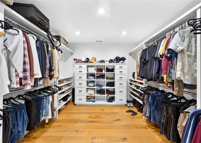 1228 W Oceanfront, Newport Beach, CA 92661