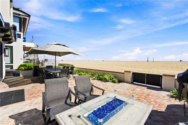 1228 W Oceanfront, Newport Beach, CA 92661