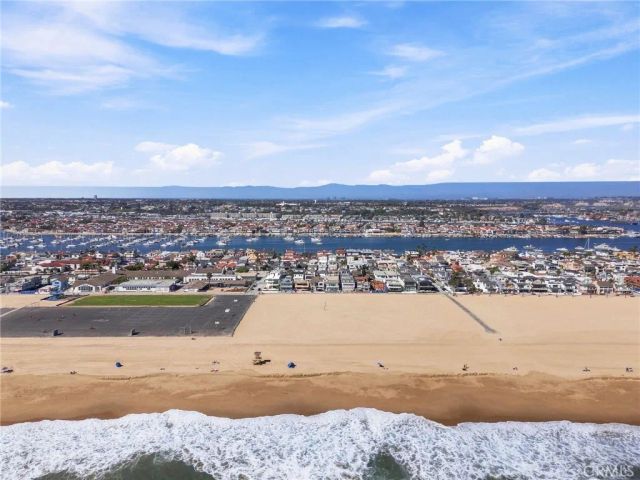 1228 W Oceanfront, Newport Beach, CA 92661