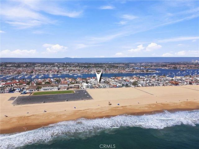 1228 W Oceanfront, Newport Beach, CA 92661