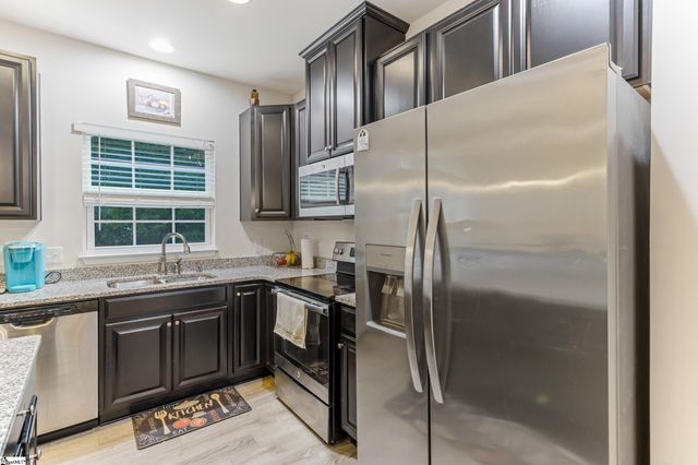 125 Emerywood Lane, Greenville, SC 29607
