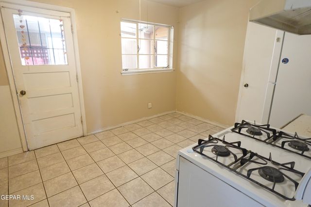 3705 Flory Avenue, El Paso, TX 79904