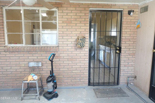 3705 Flory Avenue, El Paso, TX 79904