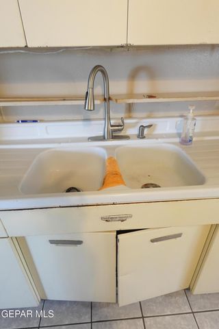 3705 Flory Avenue, El Paso, TX 79904