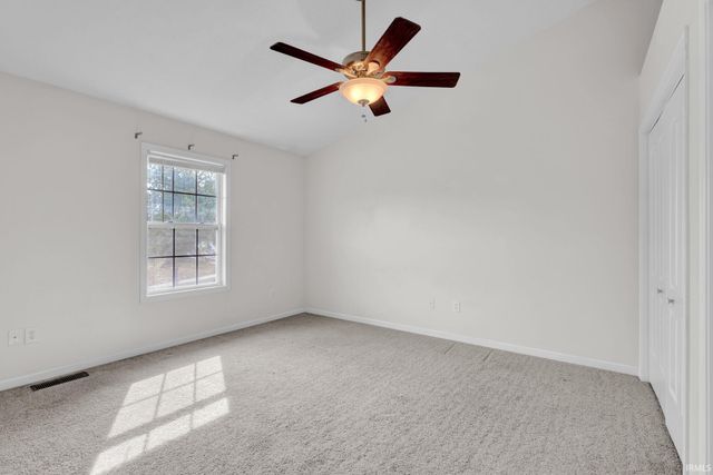 1250 W Adams Hill Cir Apt 104, Bloomington, IN 47403