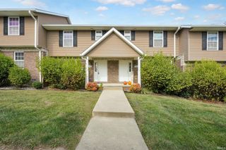 1250 W Adams Hill Cir Apt 104, Bloomington, IN 47403