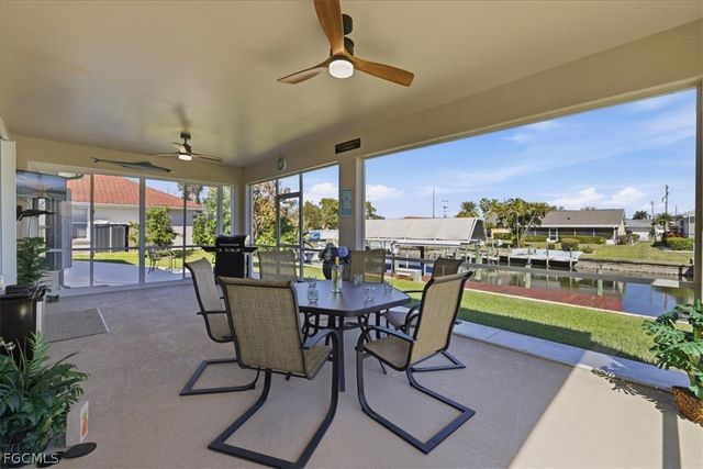 105 SE 40th TER, Cape Coral, FL 33904