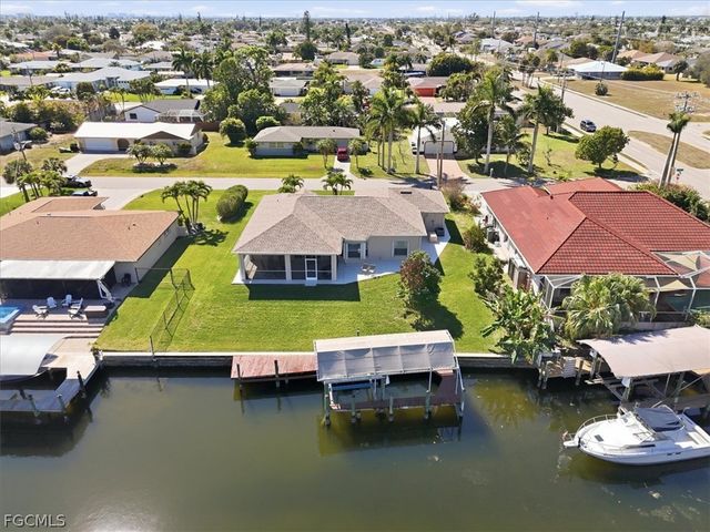 105 SE 40th TER, Cape Coral, FL 33904
