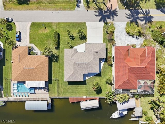105 SE 40th TER, Cape Coral, FL 33904